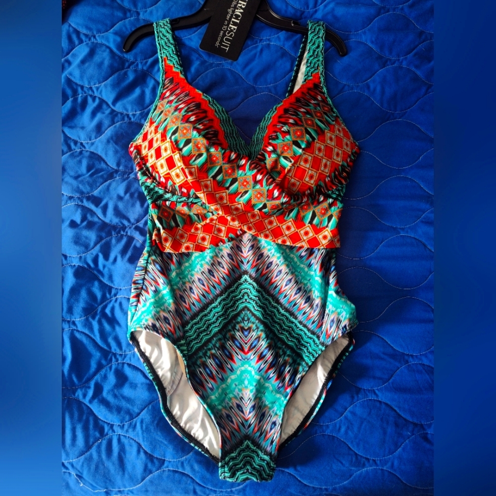 MIRACLESUIT swimsuit size 16 multi colored